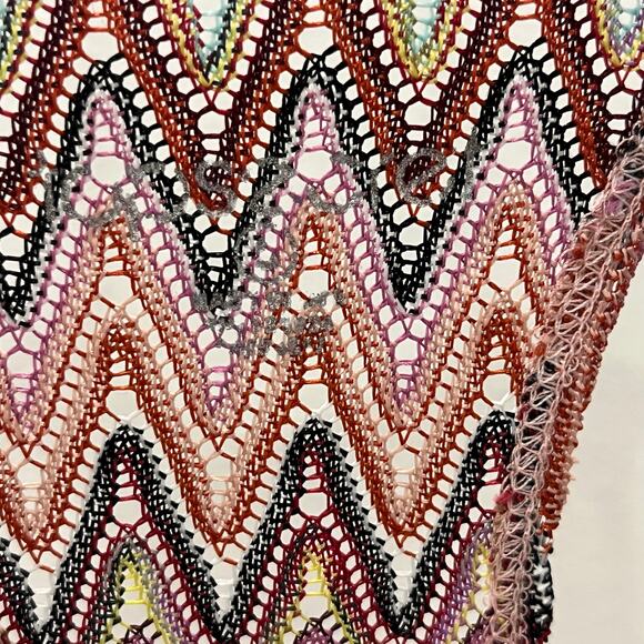 Top Secret Women's SM New Wave Weave Pattern Racer Back Tank Blouse - Picture 3 of 4